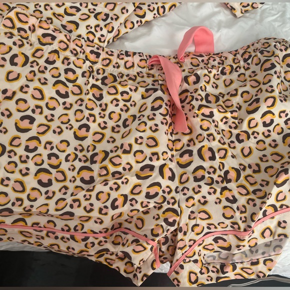 NEW Katie Kime - Leopard Print Pajamas - 50% off Size Large L - Pink and Brown - Picture 3 of 4